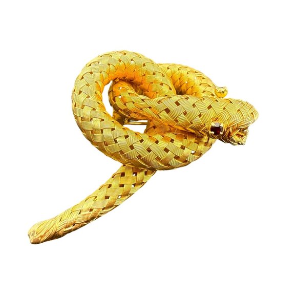 Vintage Gold Tone Snake Brooch With Red Rhinestone Eyes Woven Textured Design St - Picture 1 of 8